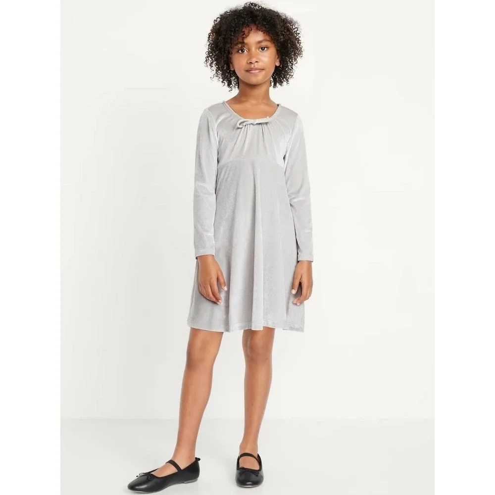 Old Navy Girls Silver Gray Velvet Long Sleeve Dress Size M 8 Pockets Bow Neck